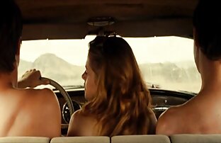 Uno film completi italiani hard studente sottile in collant sesso con uno sconosciuto in macchina