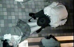 Denis Dean succhia una persona vicino al camino video di puttane italiane e la sorella con lui