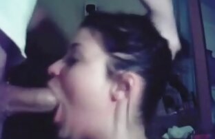 Pulcino in occhiali leccare il culo di un sottile ragazza in lattice film porno amatoriali francesi