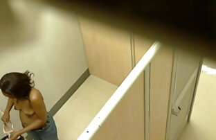 Brunetta masturbandosi via un amico cazzo con lei grande video porno italiani gratuiti tette