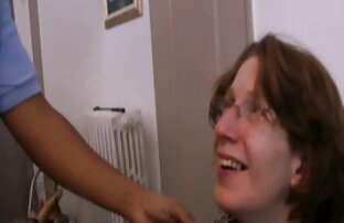 Un vicino grosso cazzo nero mettere un elastico video italiani donne mature su un grosso cazzo e friggere un pollo in un buco in un buco
